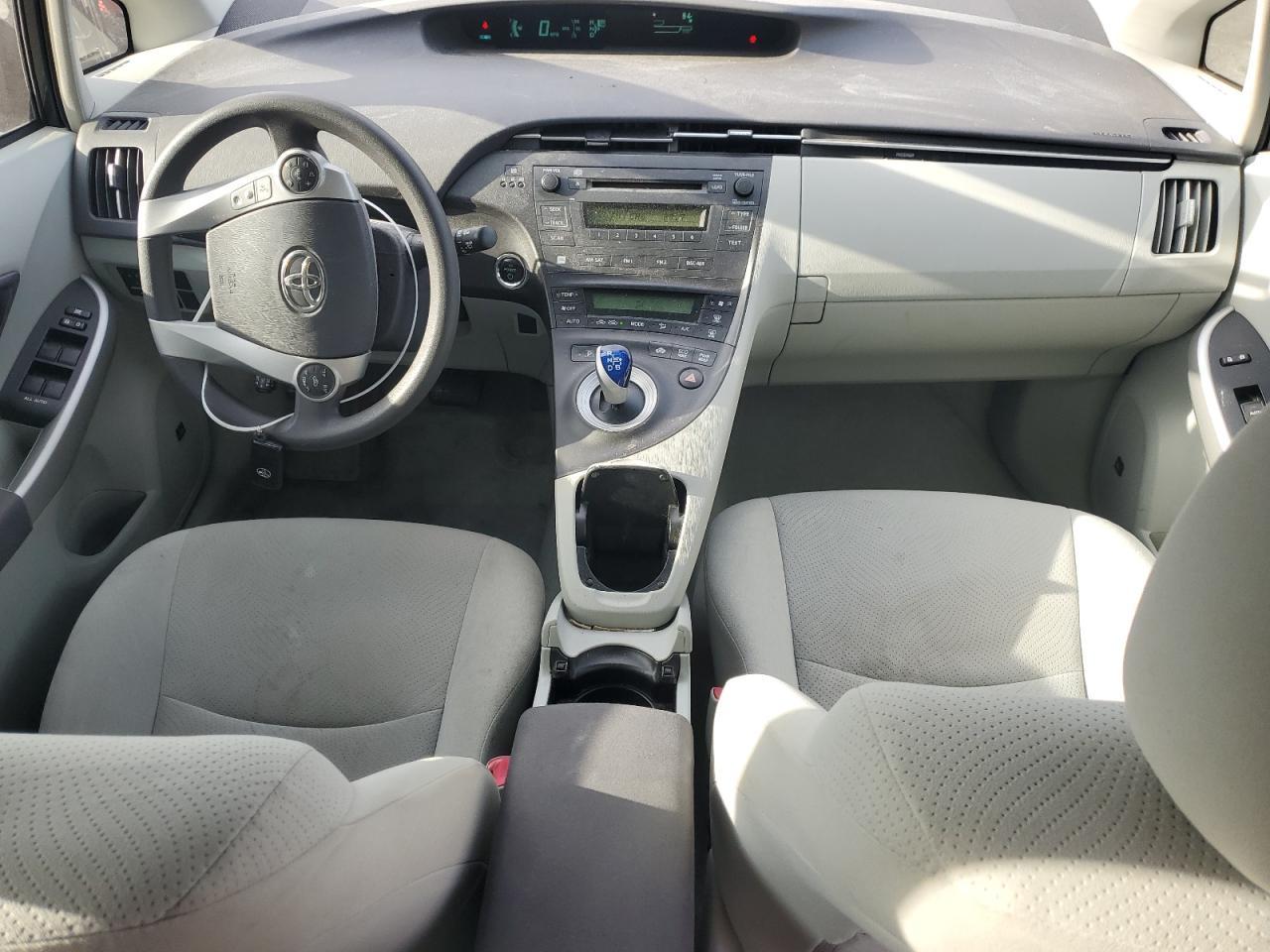 2011 TOYOTA PRIUS