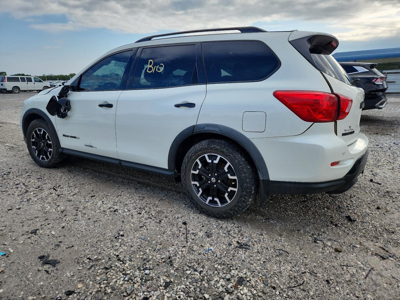 2019 NISSAN PATHFINDER