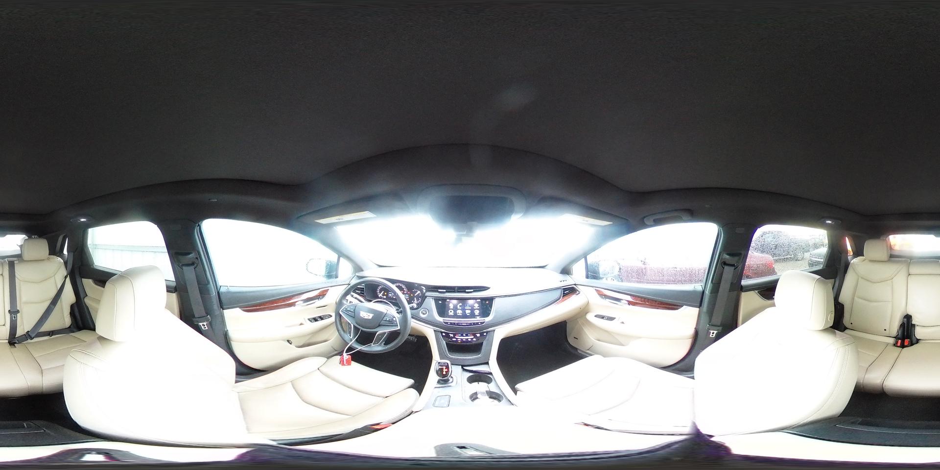 2017 CADILLAC XT5