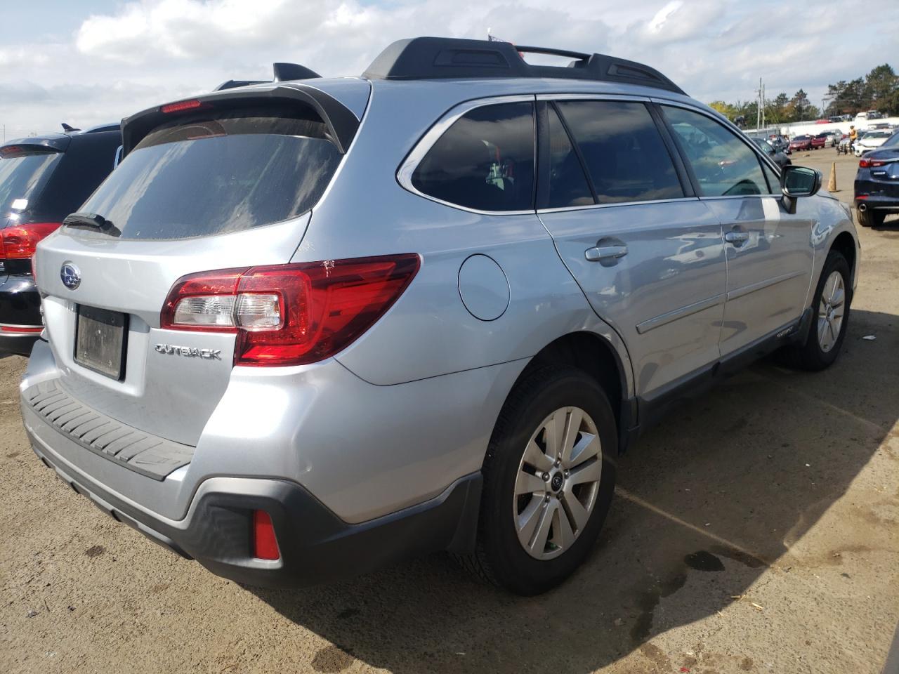 2019 SUBARU Outback
