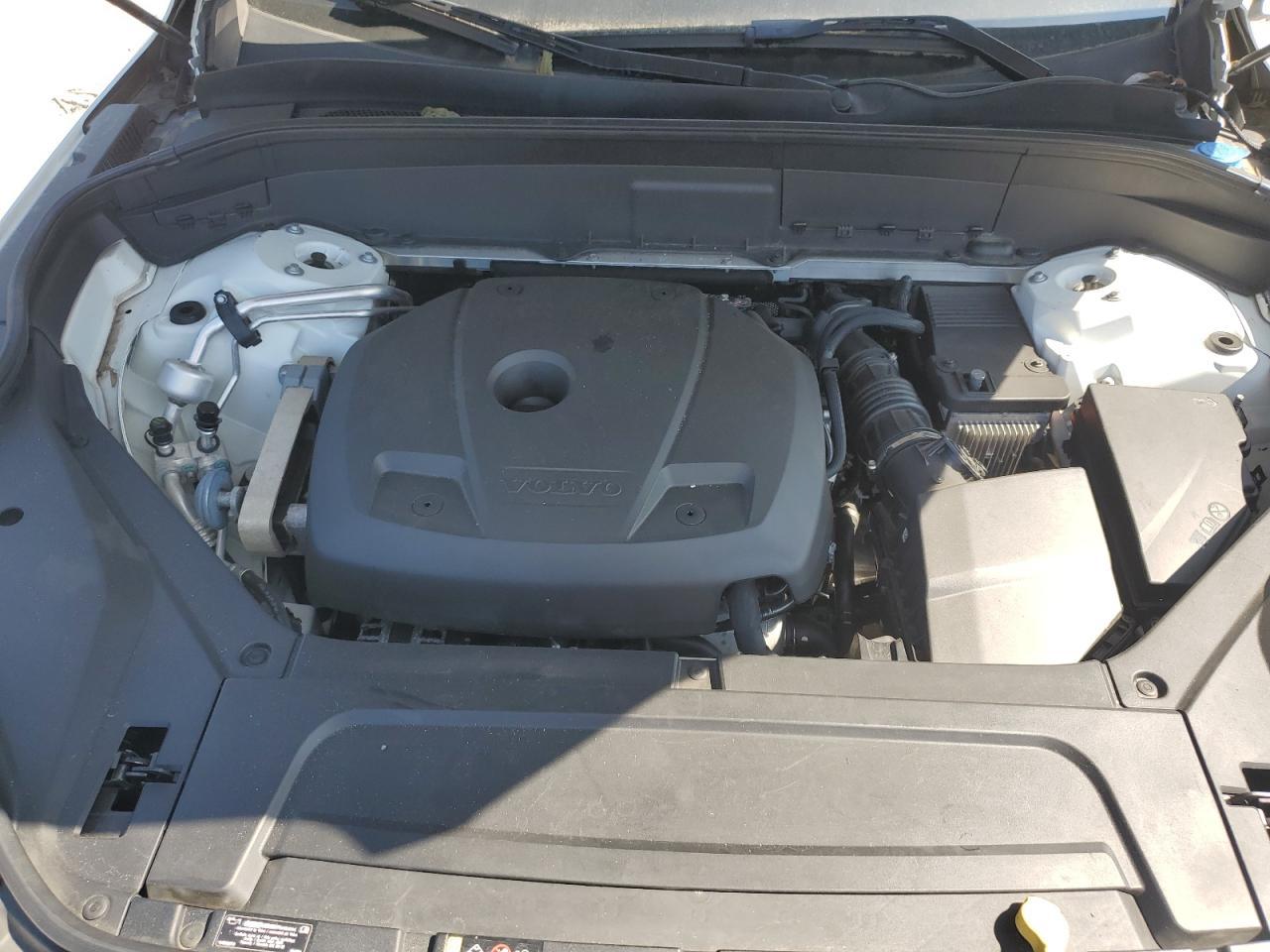 2018 VOLVO XC90