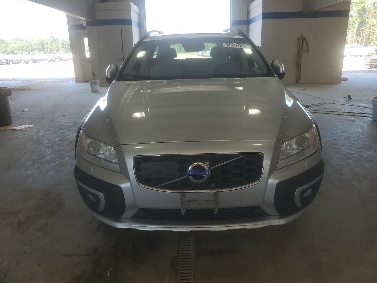 2015 VOLVO XC70
