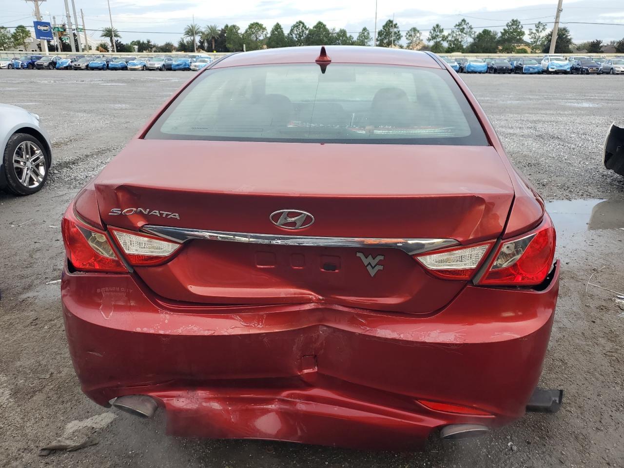 2011 HYUNDAI SONATA