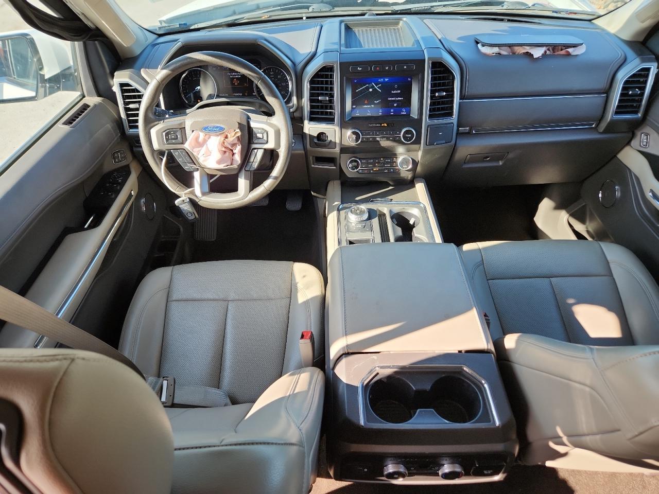 2021 FORD Expedition