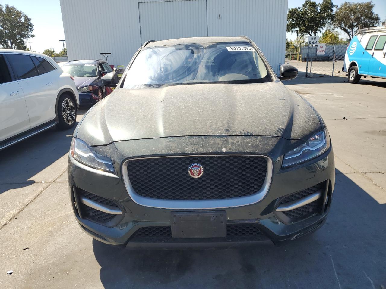 2017 JAGUAR F-Pace