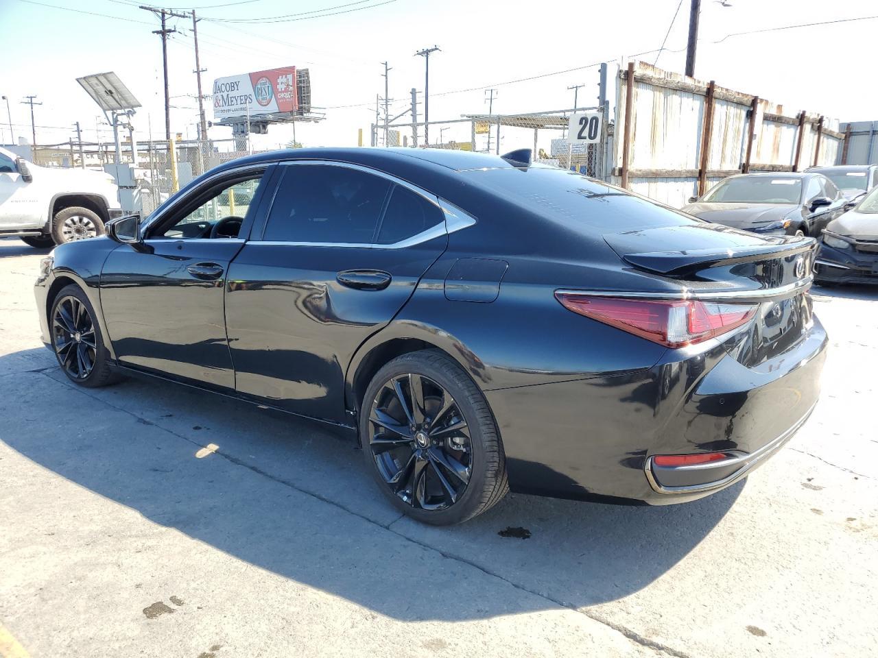 2022 LEXUS Es