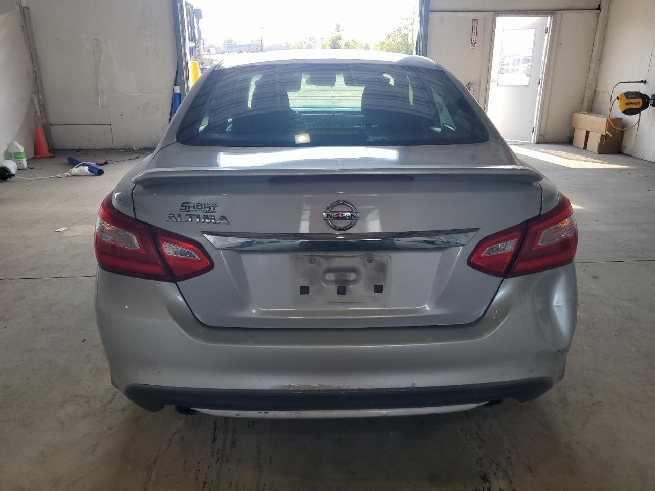 2017 NISSAN ALTIMA