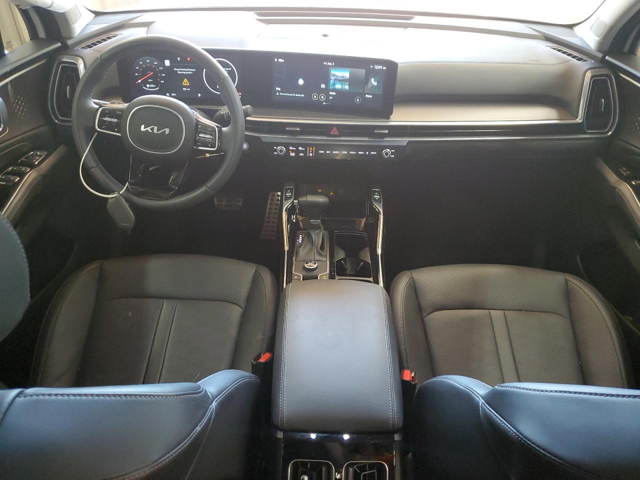 2025 KIA SORENTO