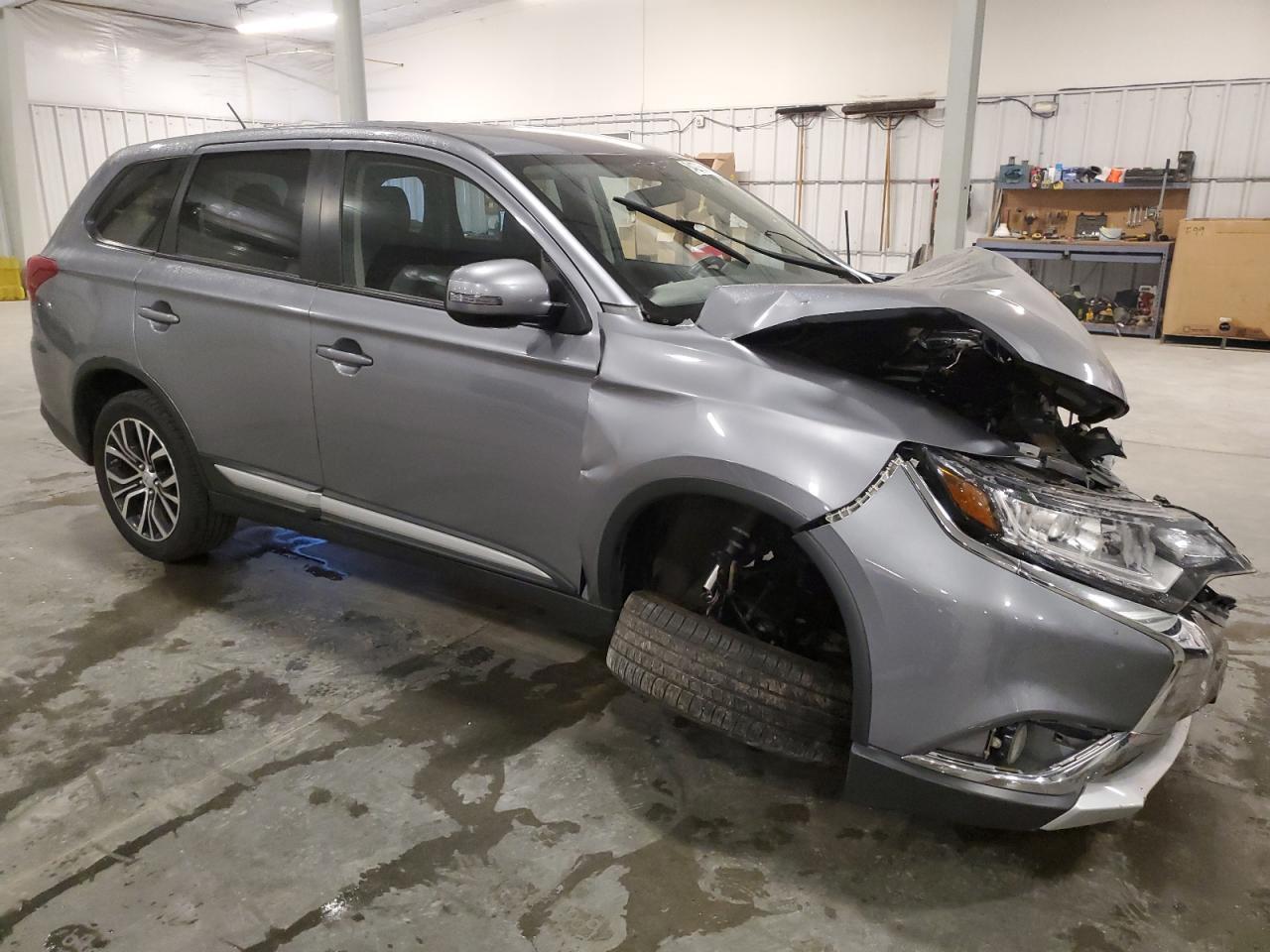 2016 MITSUBISHI outlander