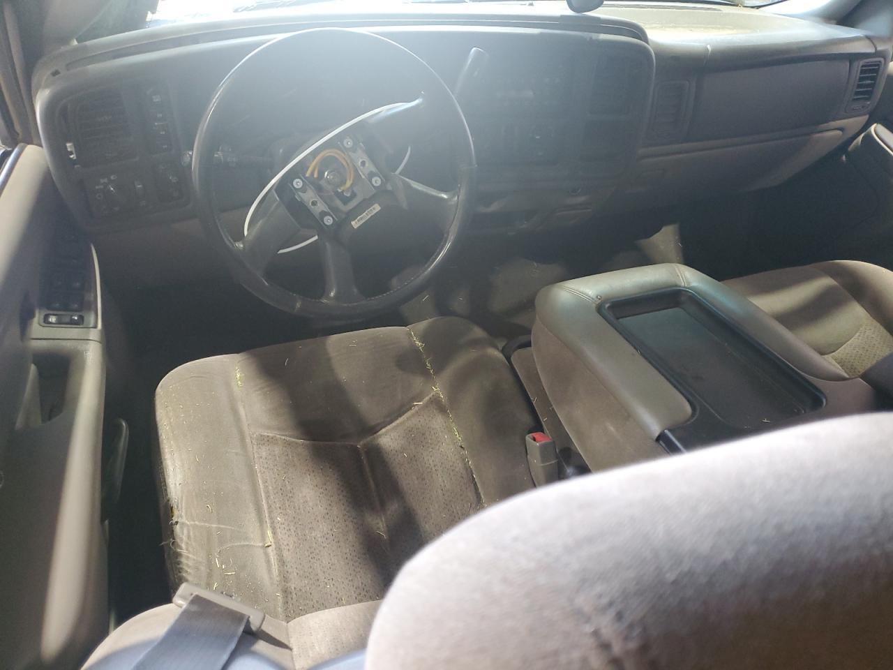 2004 CHEVROLET Tahoe