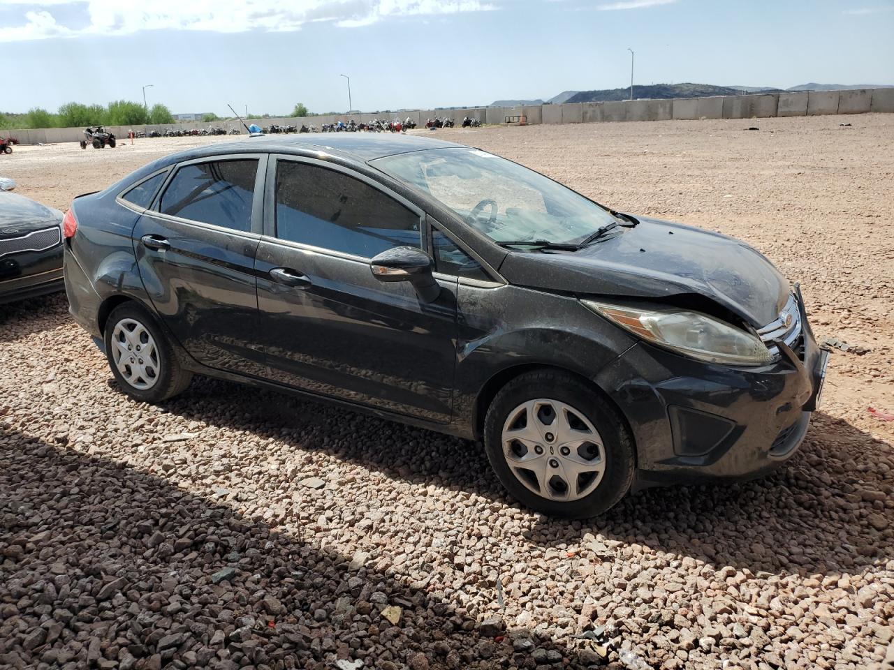 2013 FORD Fiesta