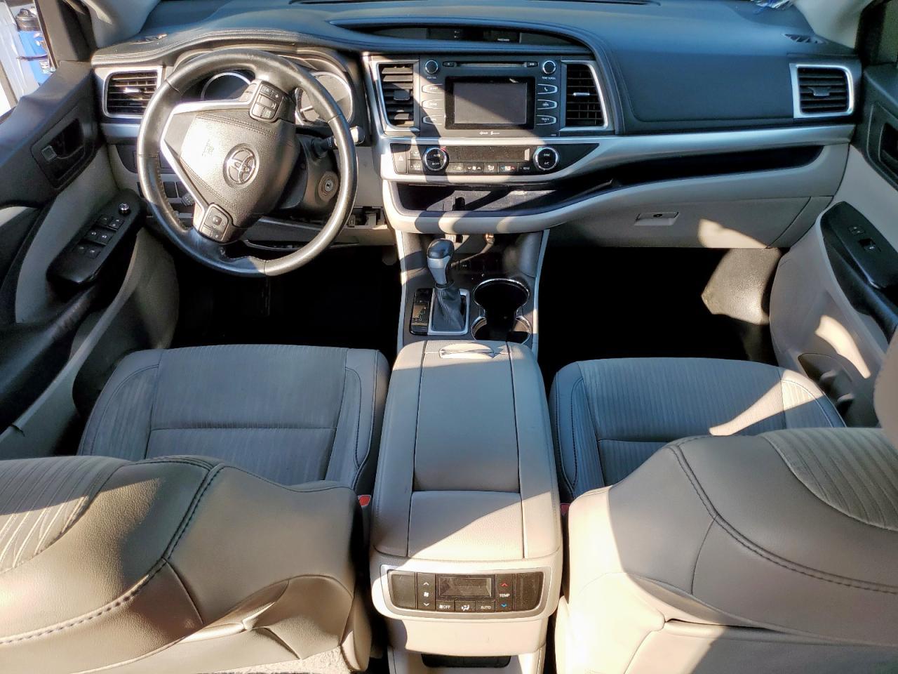 2015 TOYOTA HIGHLANDER