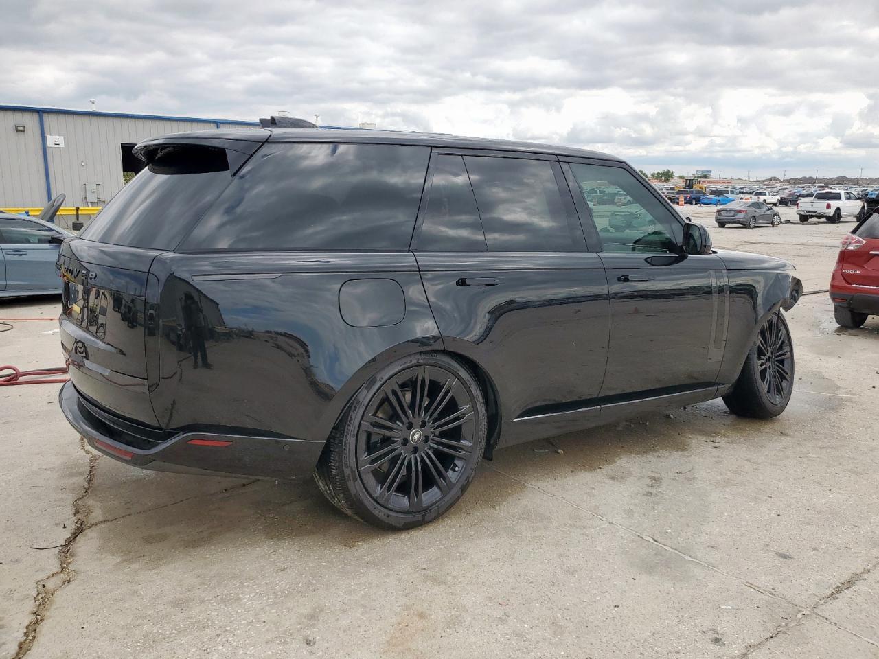 2025 LAND ROVER RANGE ROVER