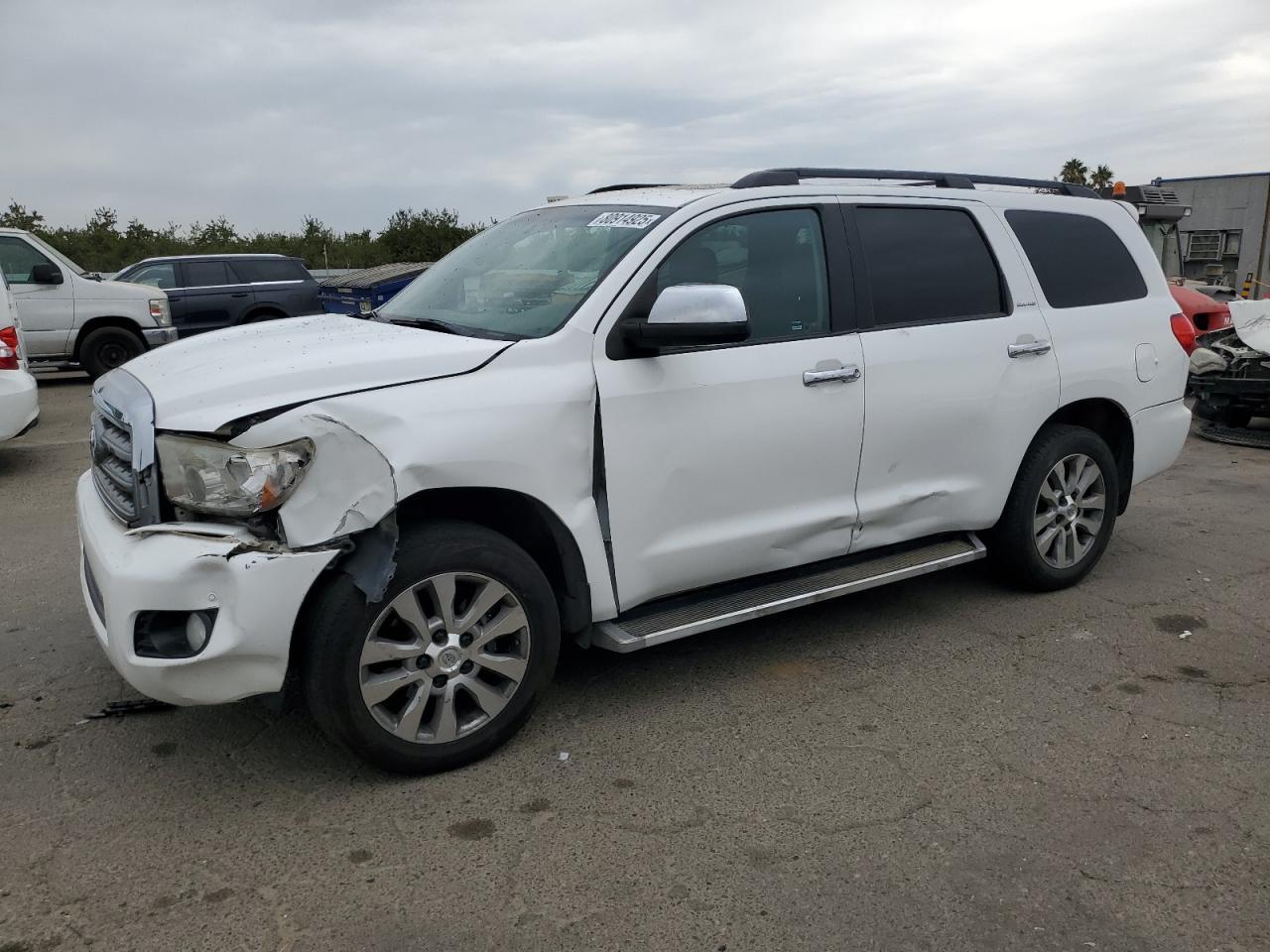 2012 TOYOTA Sequoia