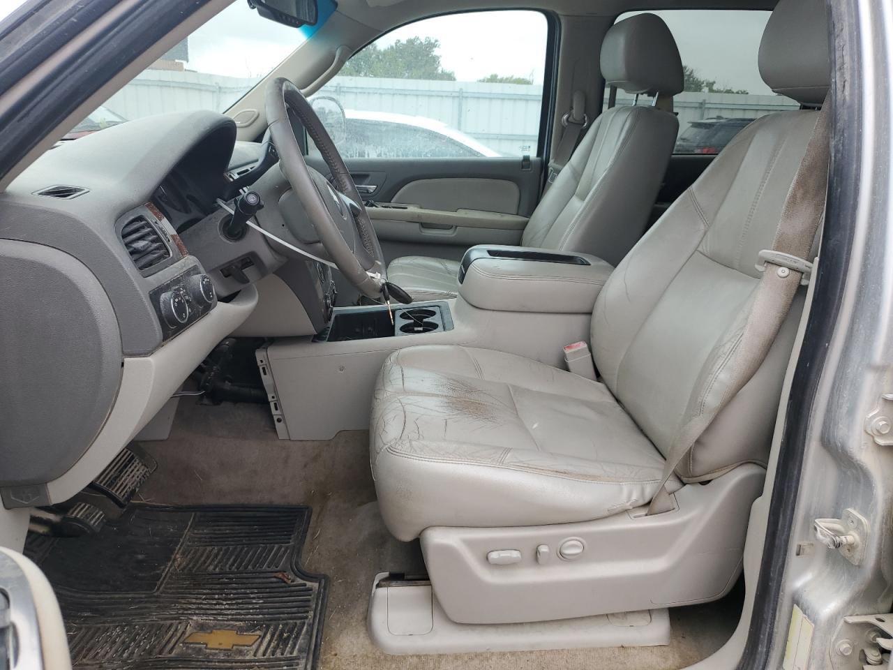 2012 CHEVROLET Suburban