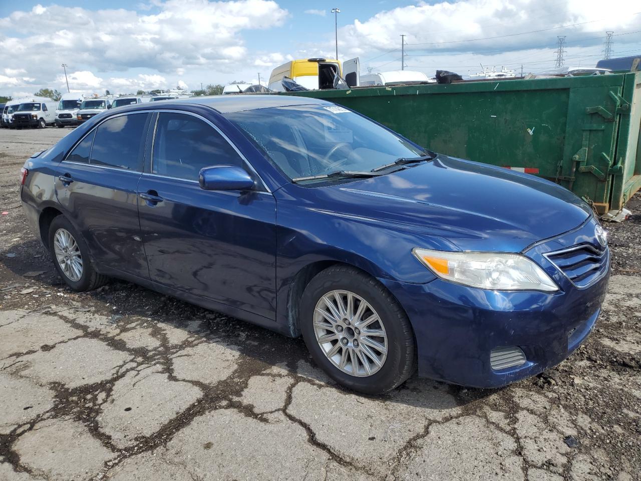 2010 TOYOTA CAMRY