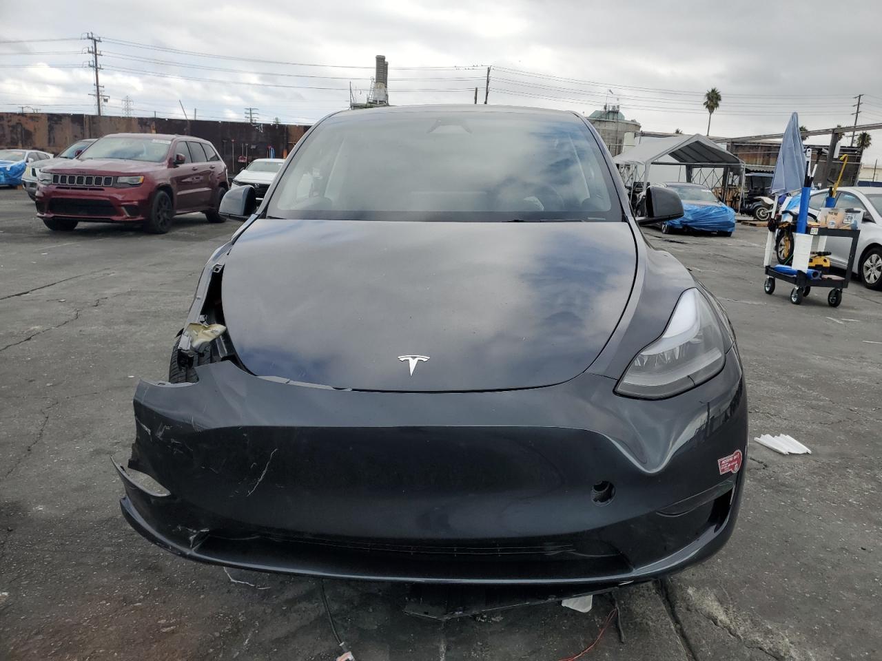 2024 TESLA MODEL Y