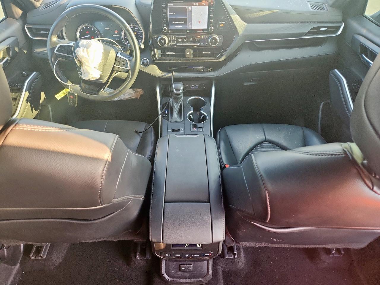 2022 TOYOTA HIGHLANDER