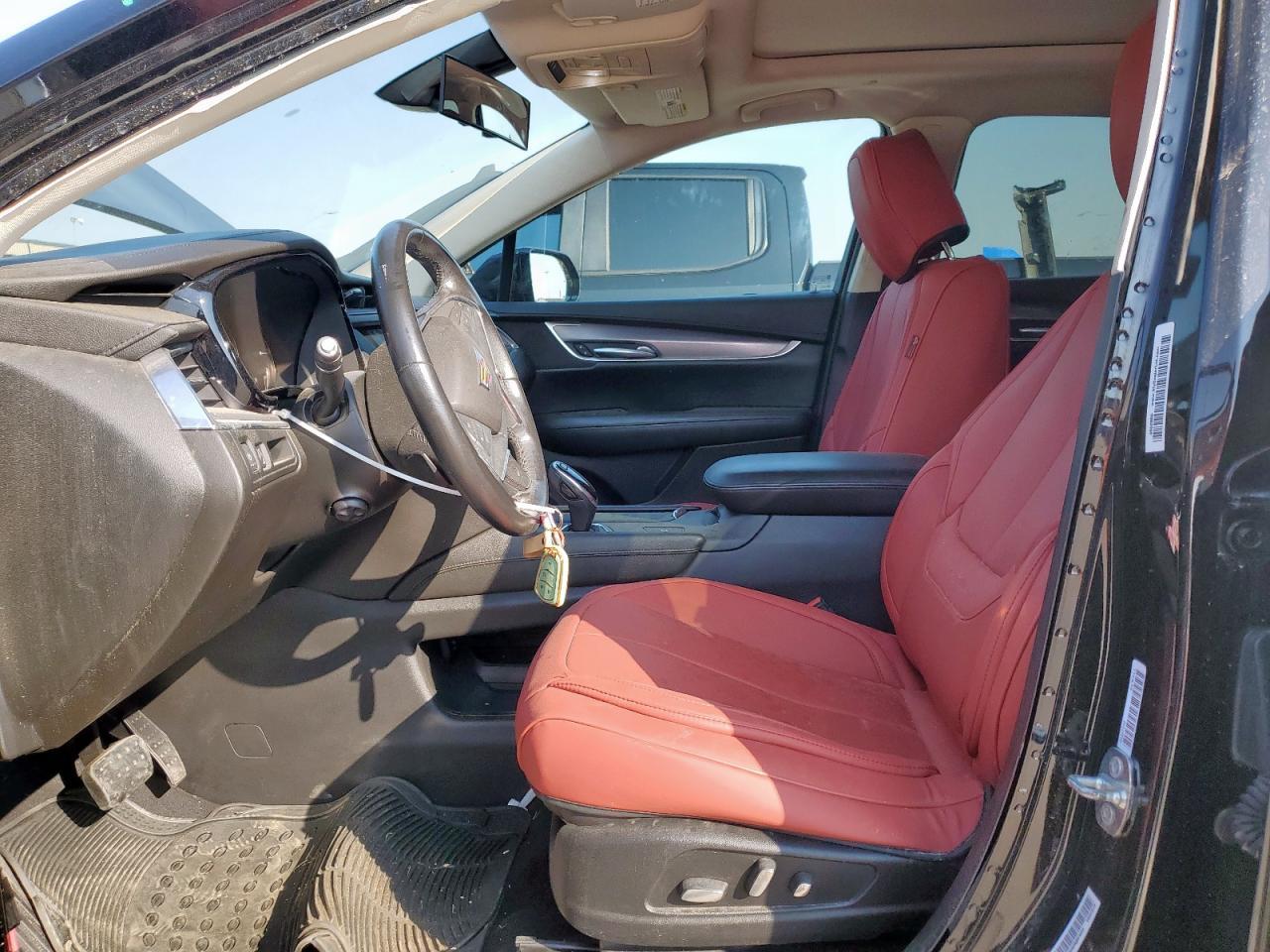 2018 CADILLAC XT5