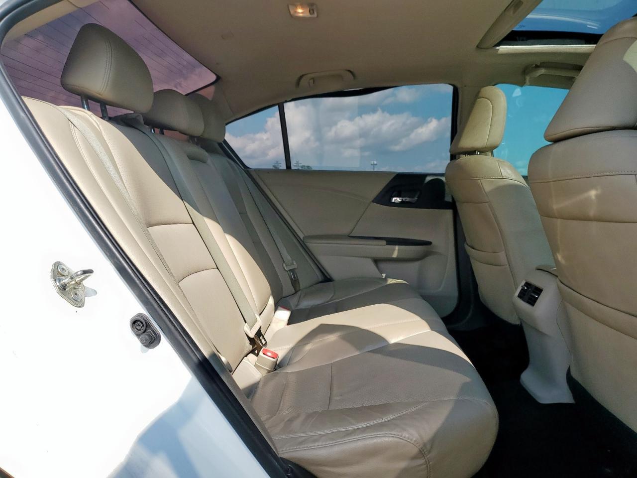 2017 HONDA ACCORD
