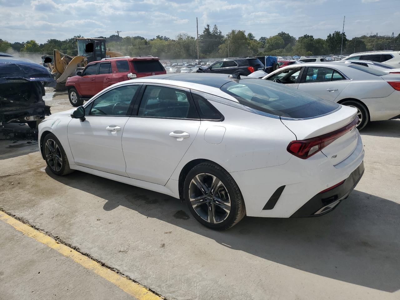 2022 KIA K5