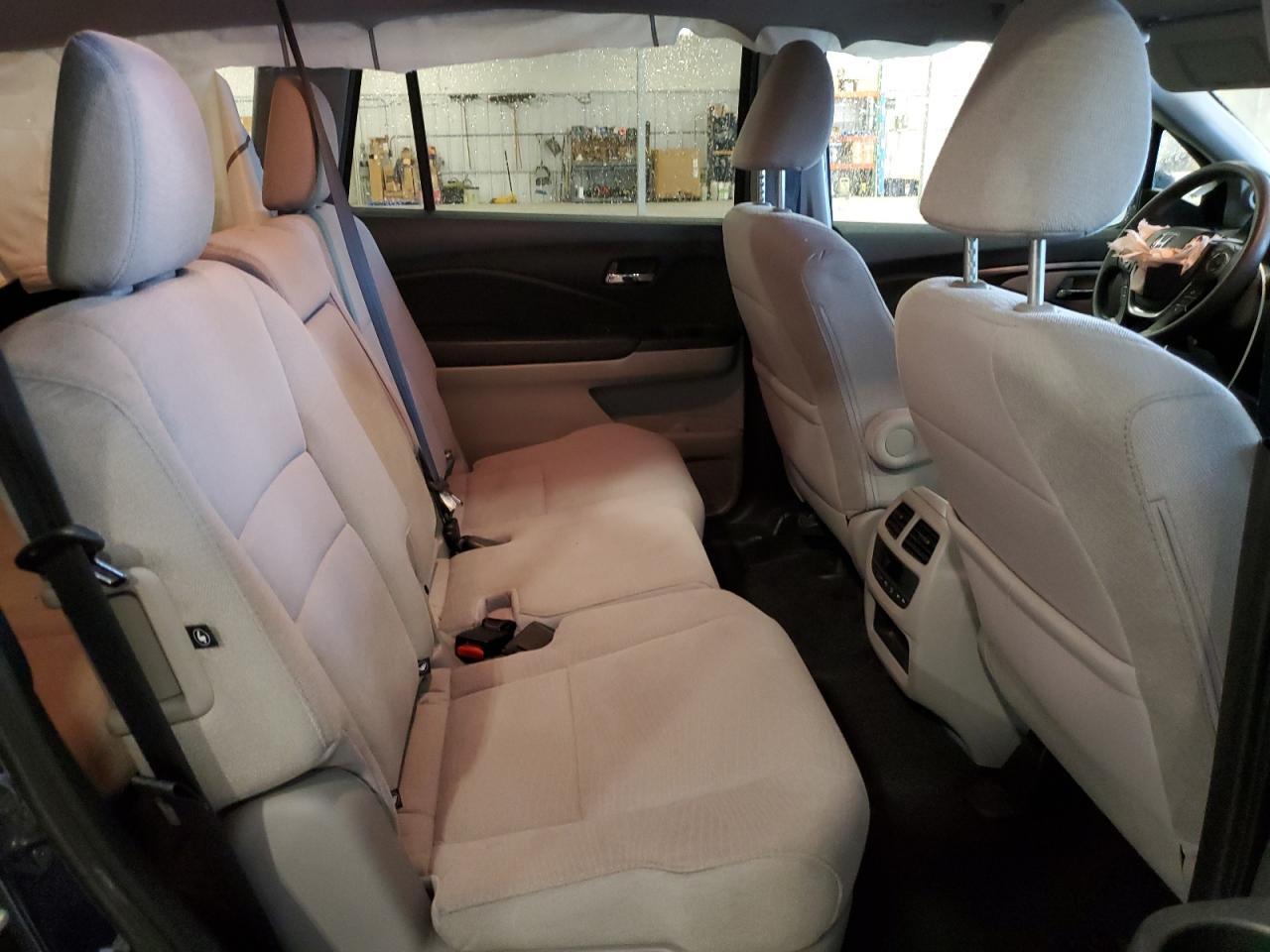 2016 HONDA PILOT