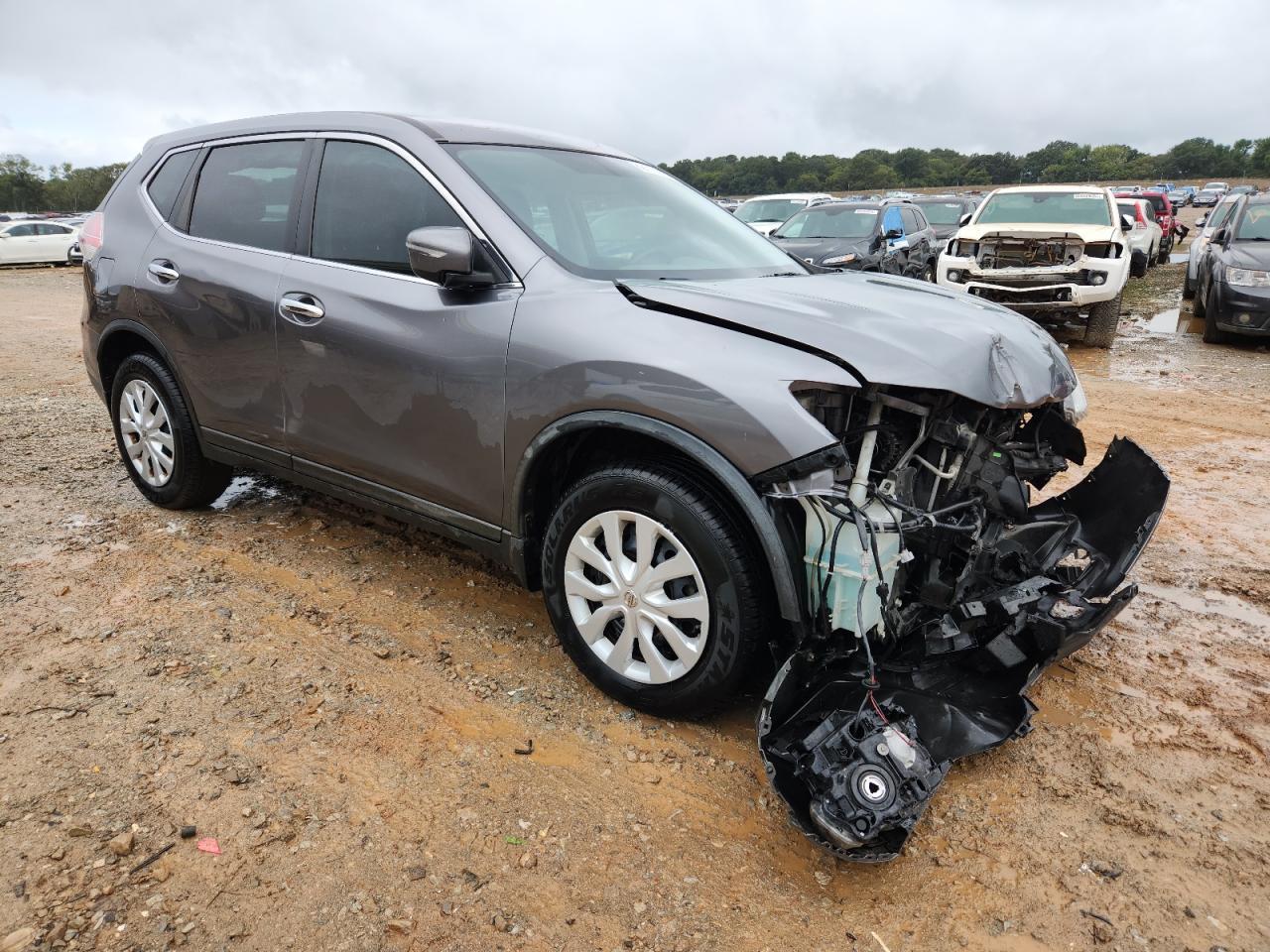 2015 NISSAN ROGUE