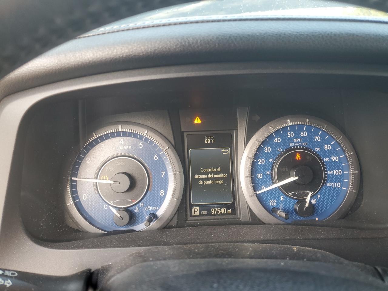 2015 TOYOTA SIENNA
