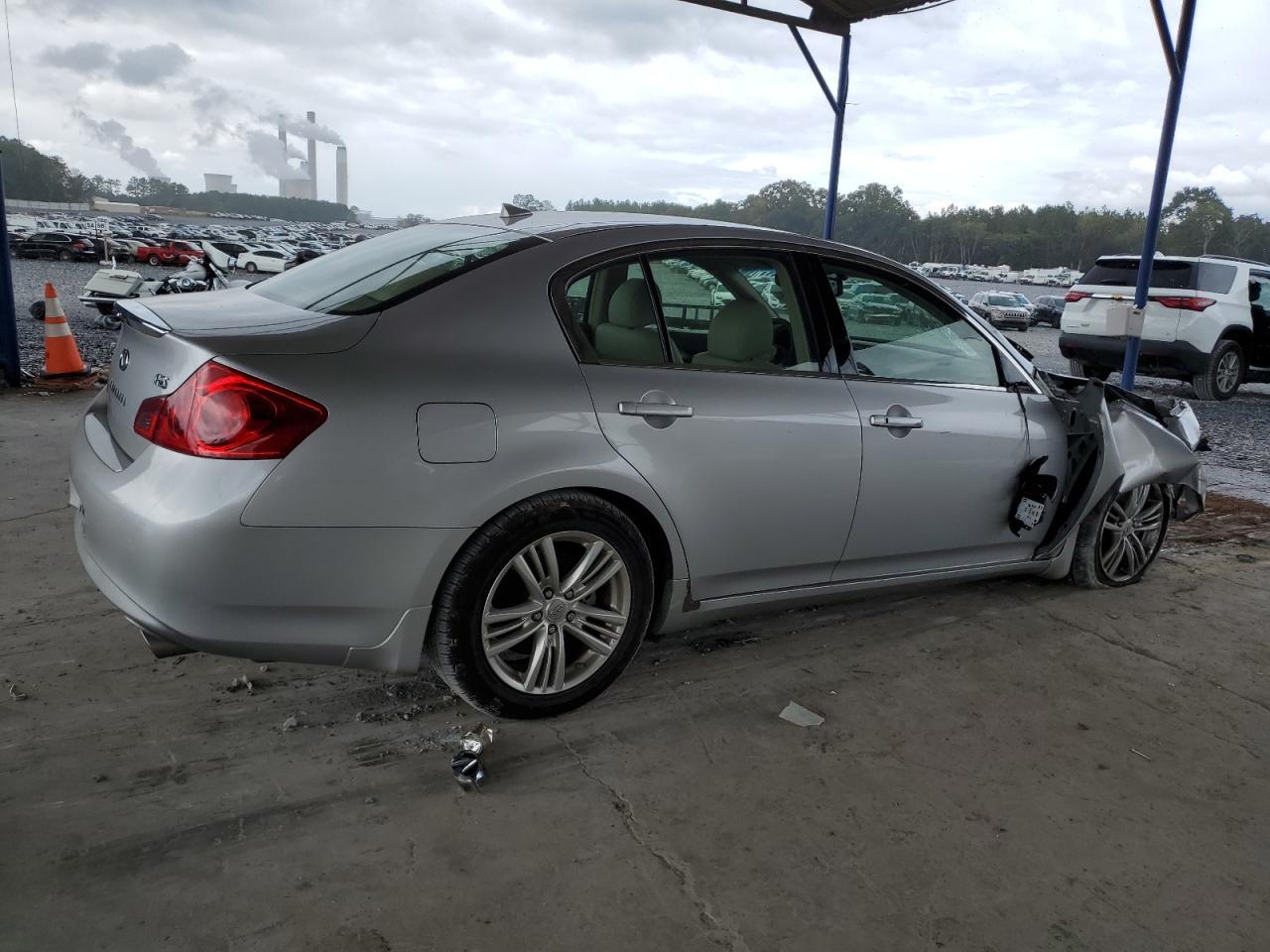2012 INFINITI G25