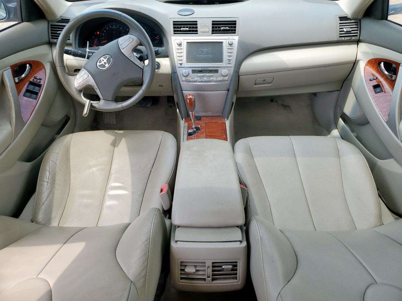 2010 TOYOTA CAMRY