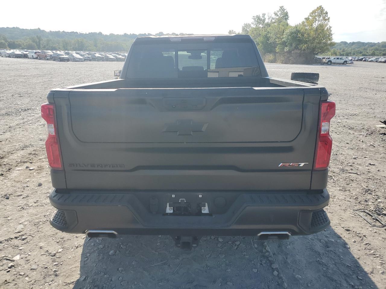 2024 CHEVROLET Silverado