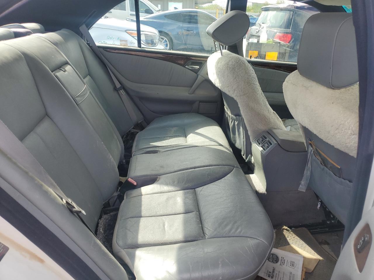 1998 MERCEDES-BENZ E-Class