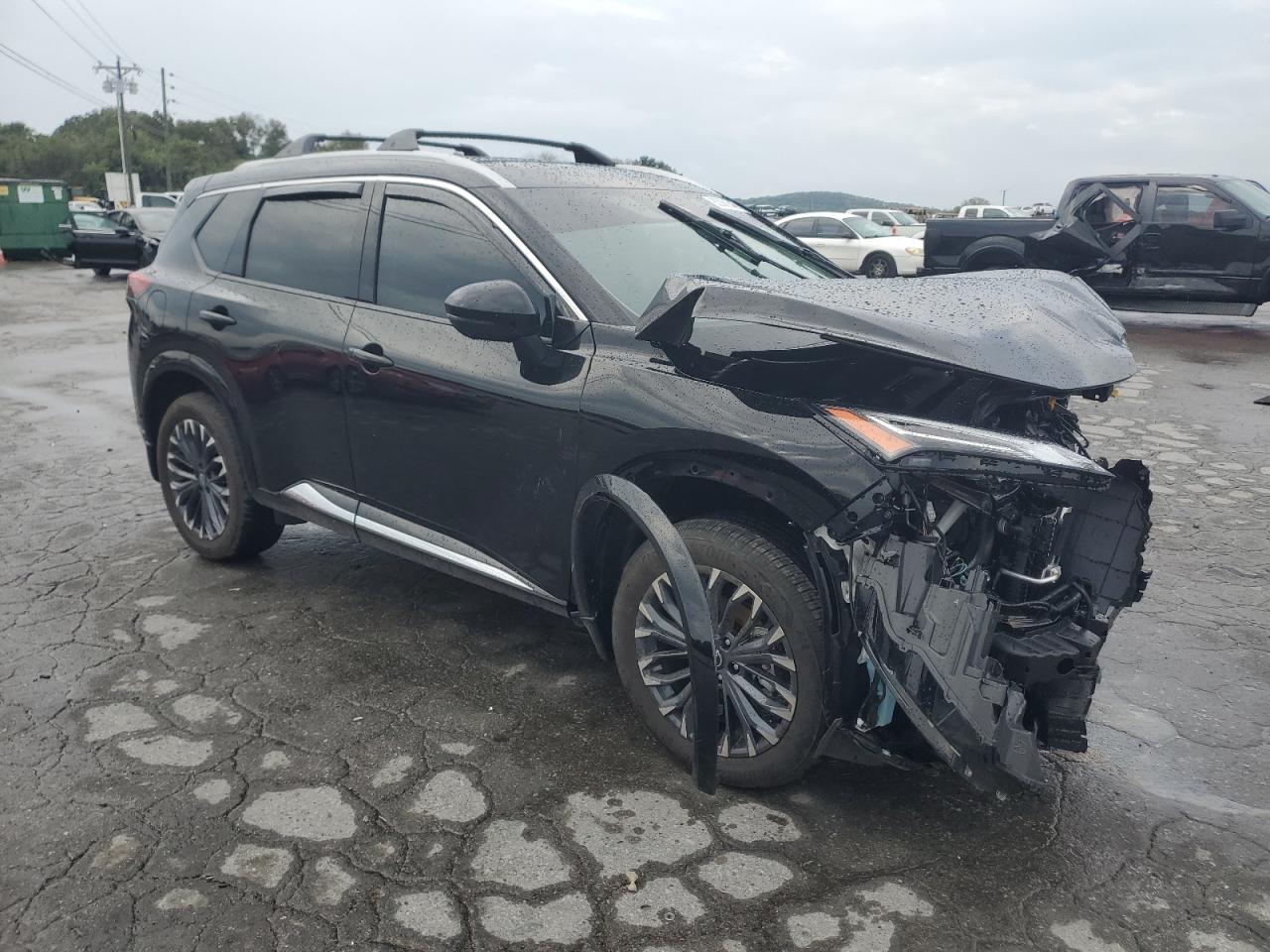 2025 NISSAN ROGUE