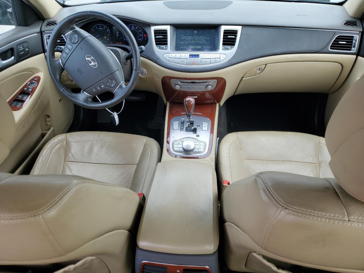 2014 HYUNDAI GENESIS