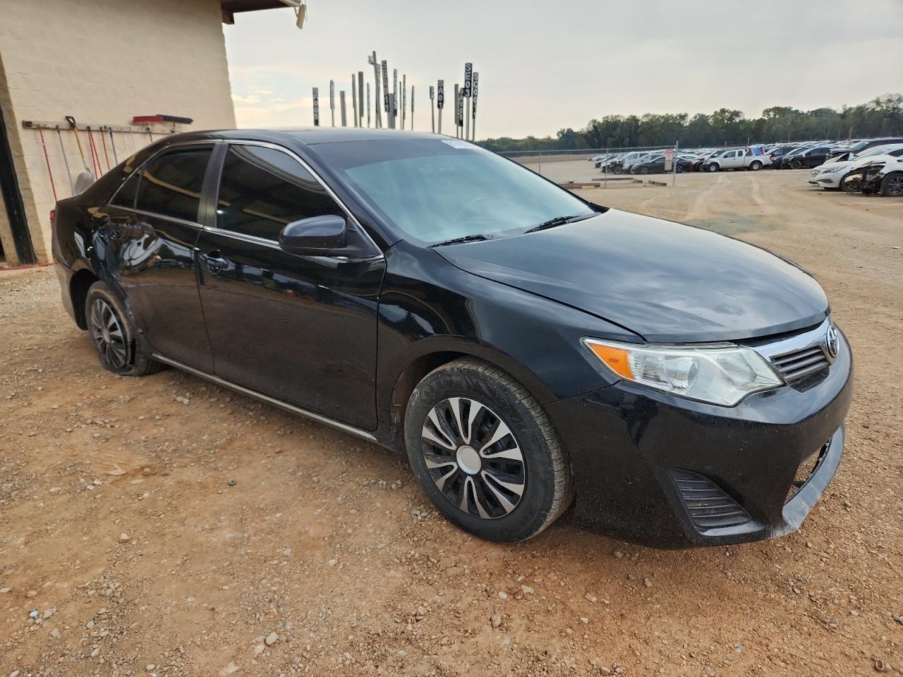 2012 TOYOTA CAMRY