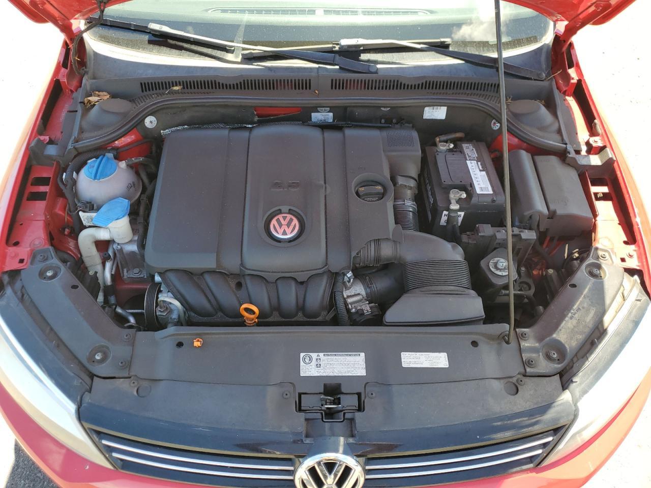2013 VOLKSWAGEN JETTA