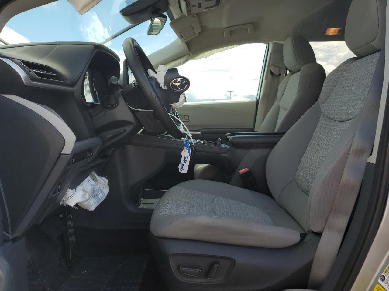 2023 TOYOTA SIENNA