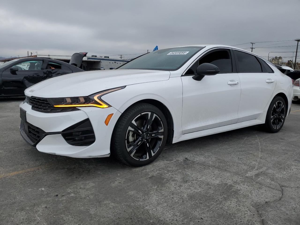 2023 KIA K5