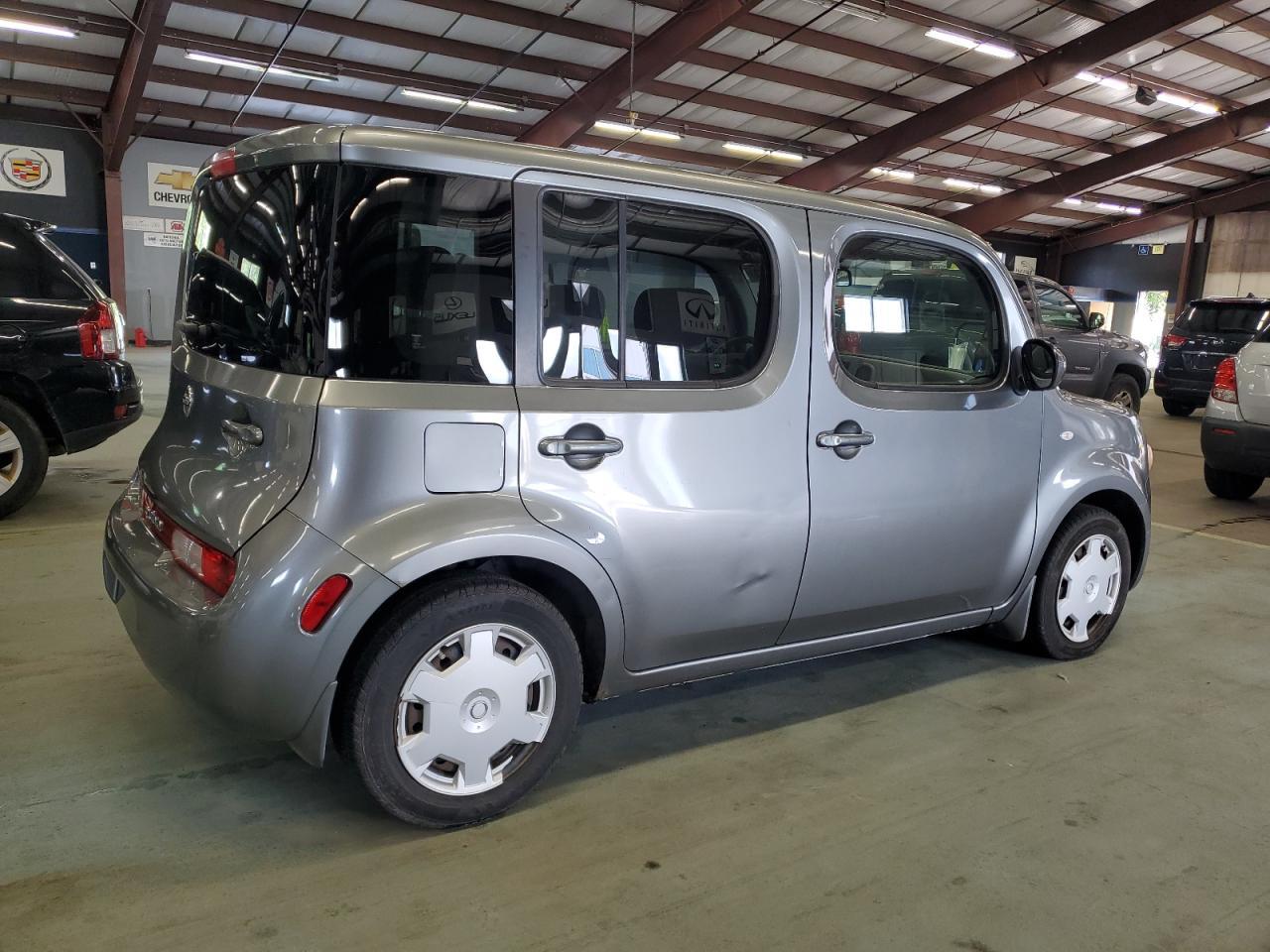 2010 NISSAN CUBE