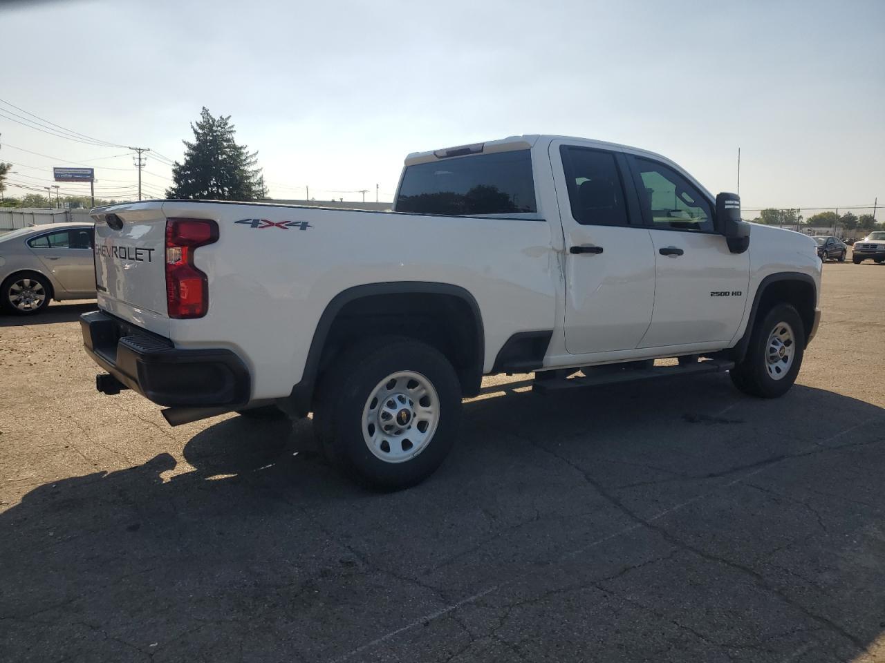 2023 CHEVROLET Silverado