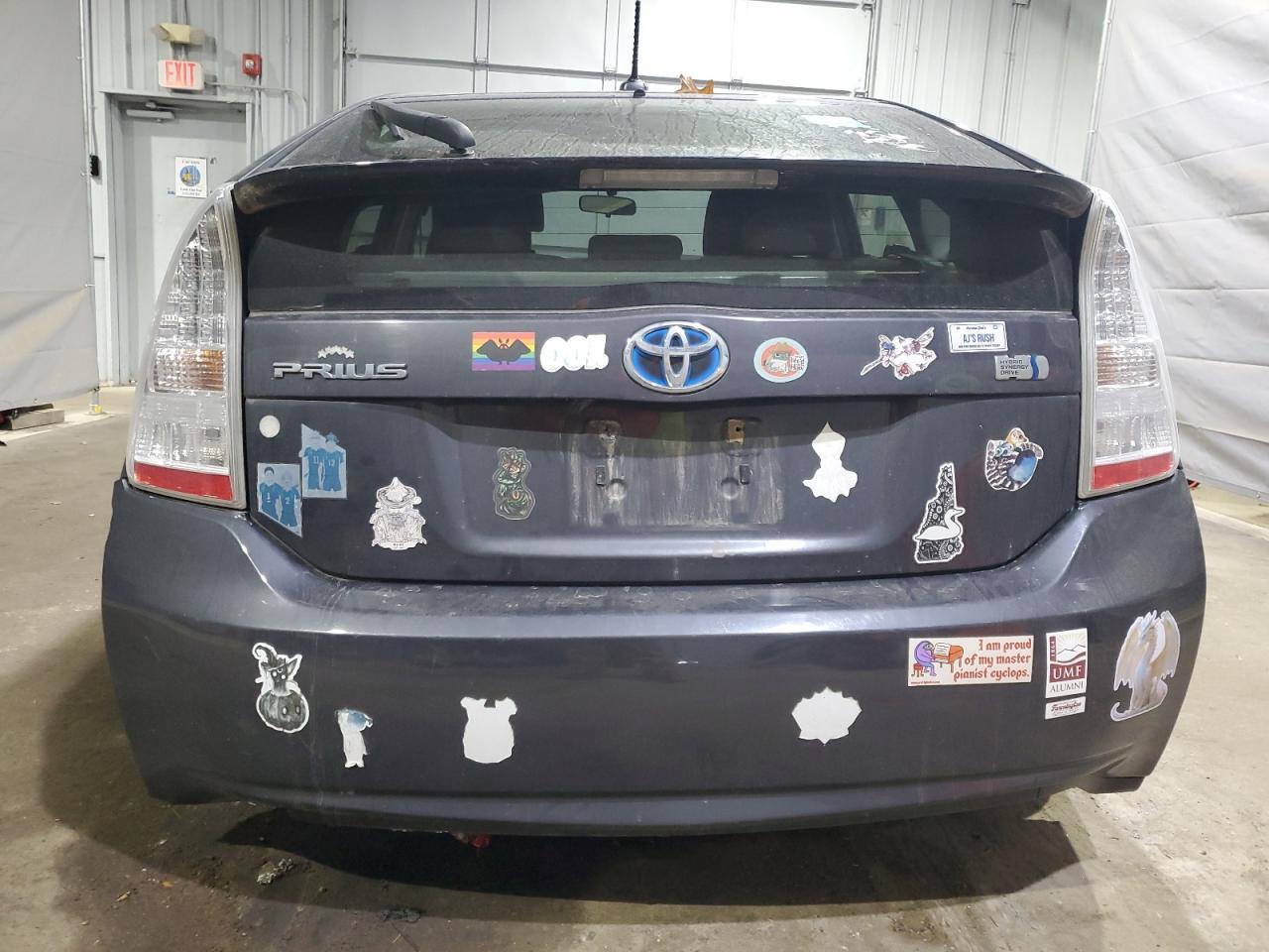 2011 TOYOTA PRIUS