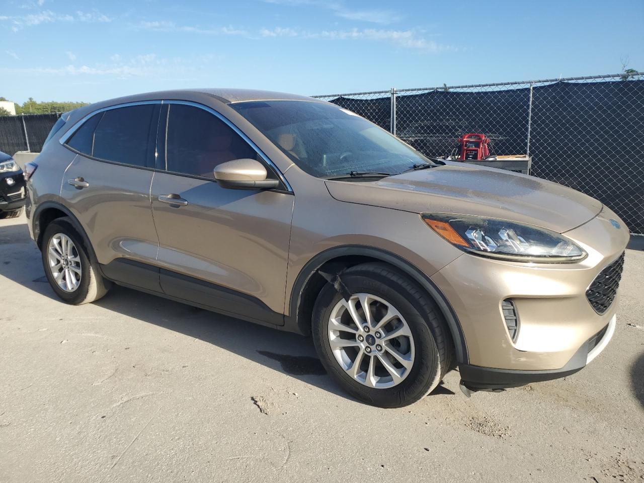 2020 FORD ESCAPE