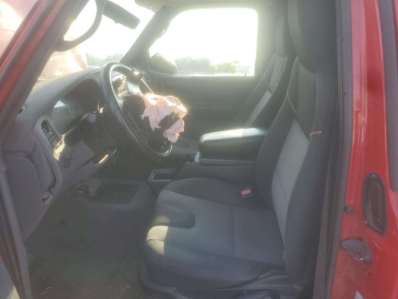 2004 MAZDA B4000