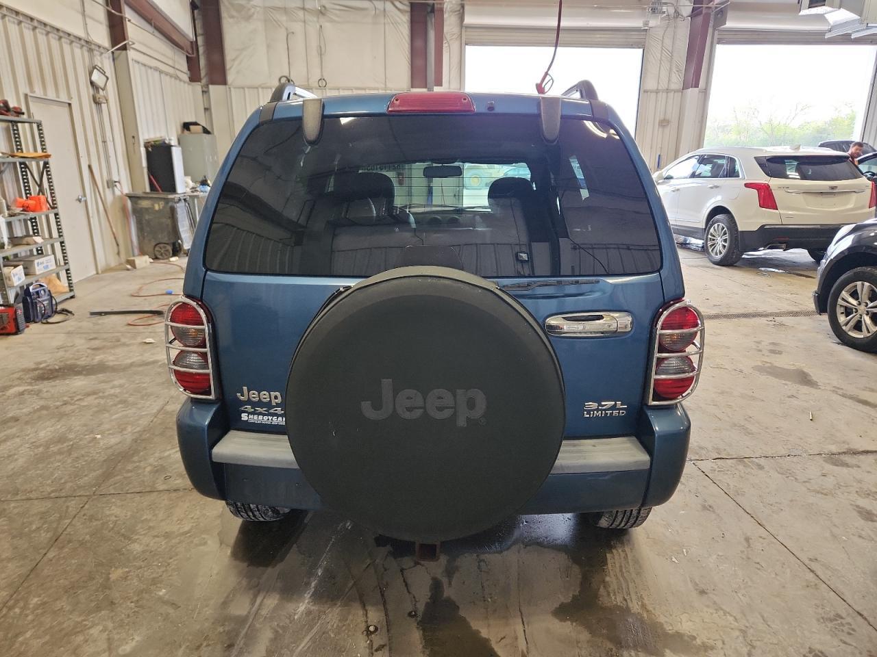2006 JEEP Liberty