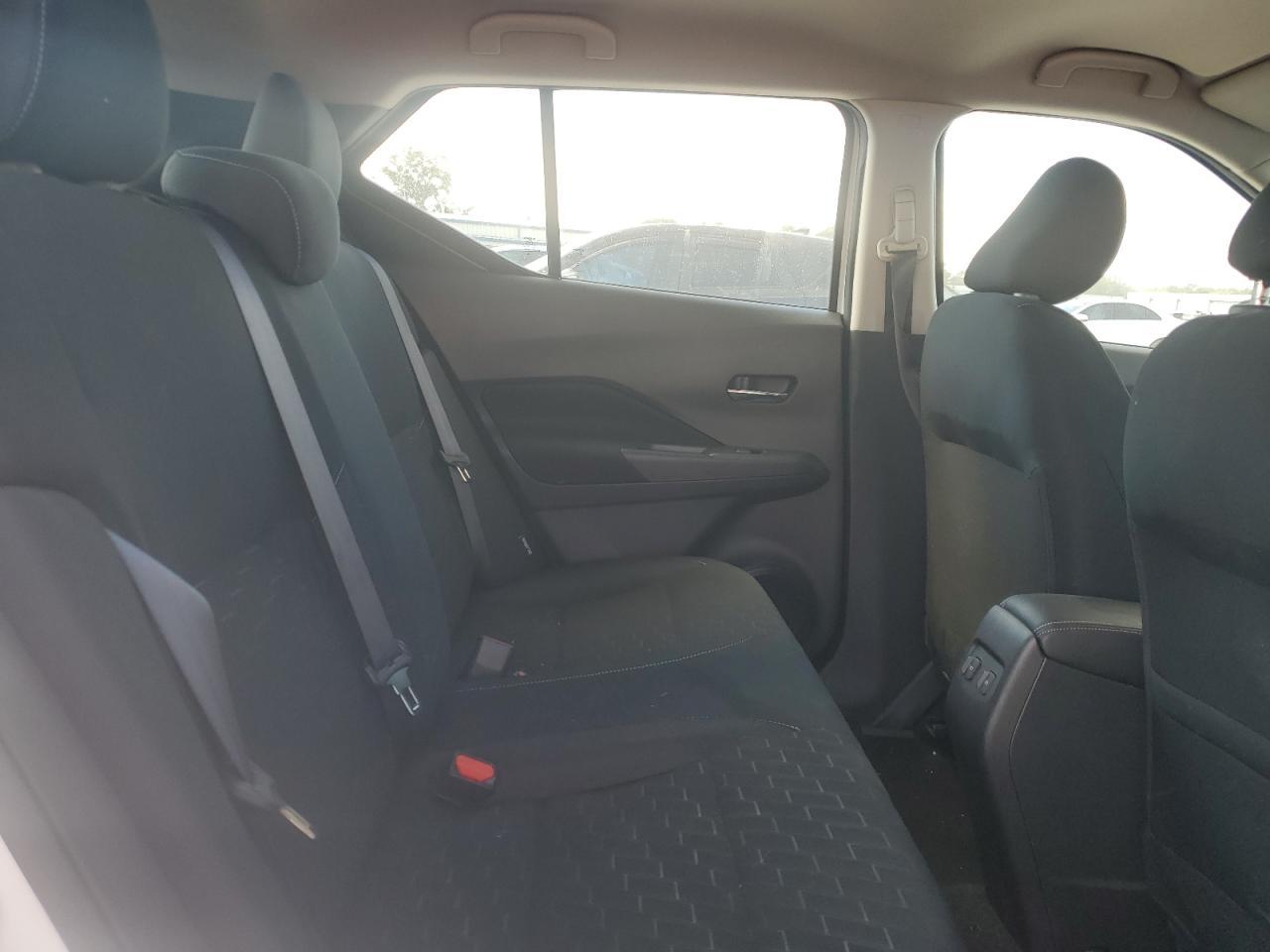 2023 NISSAN KICKS