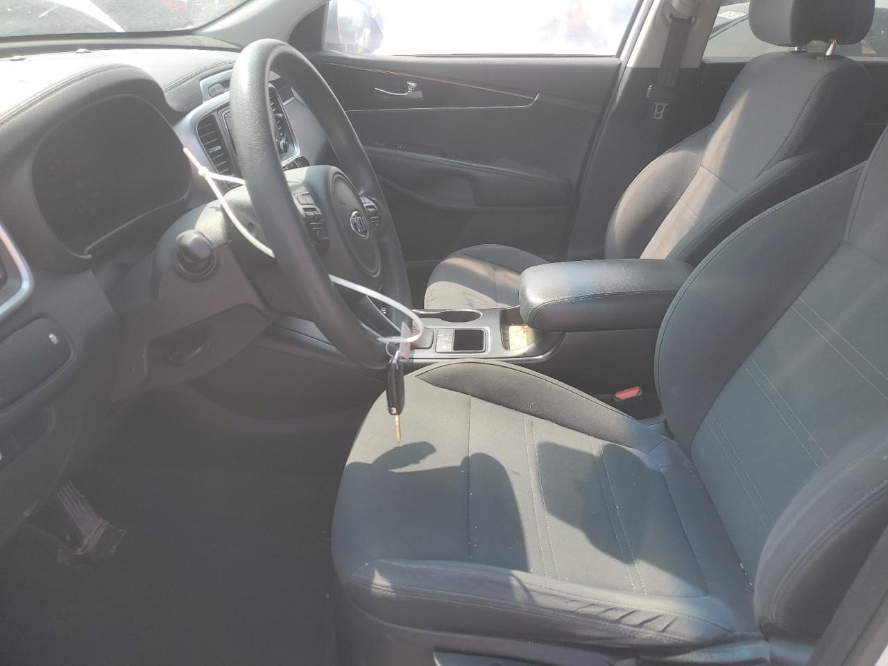 2017 KIA SORENTO