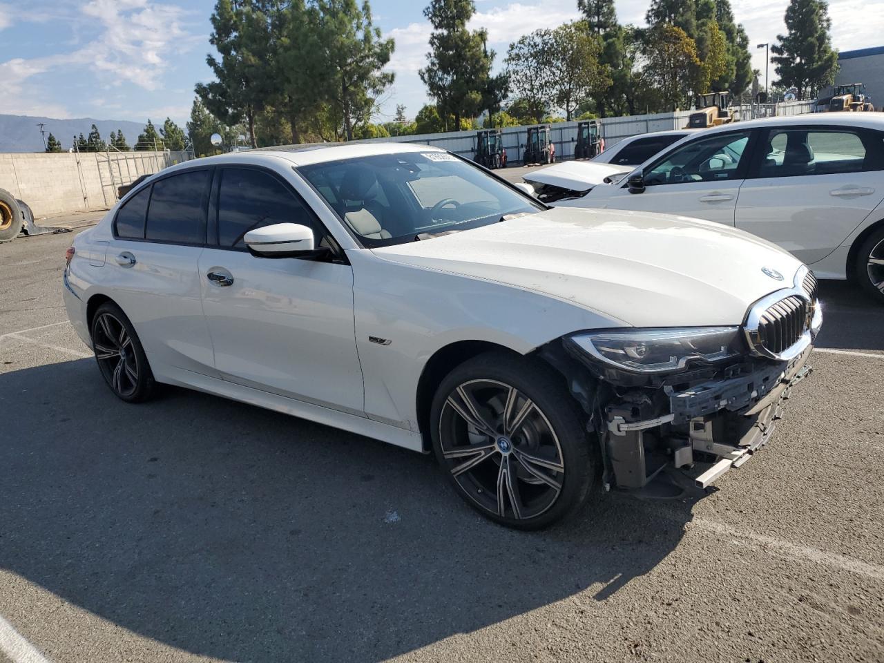 2022 BMW 3 SERIES