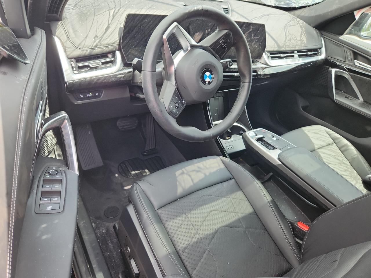 2025 BMW X1