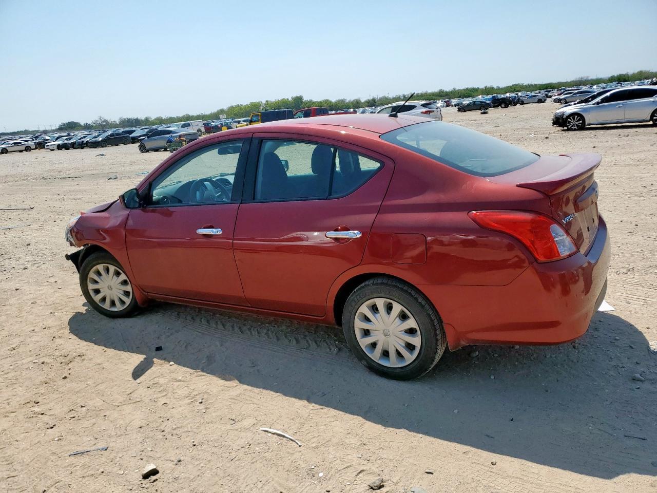 2019 NISSAN VERSA