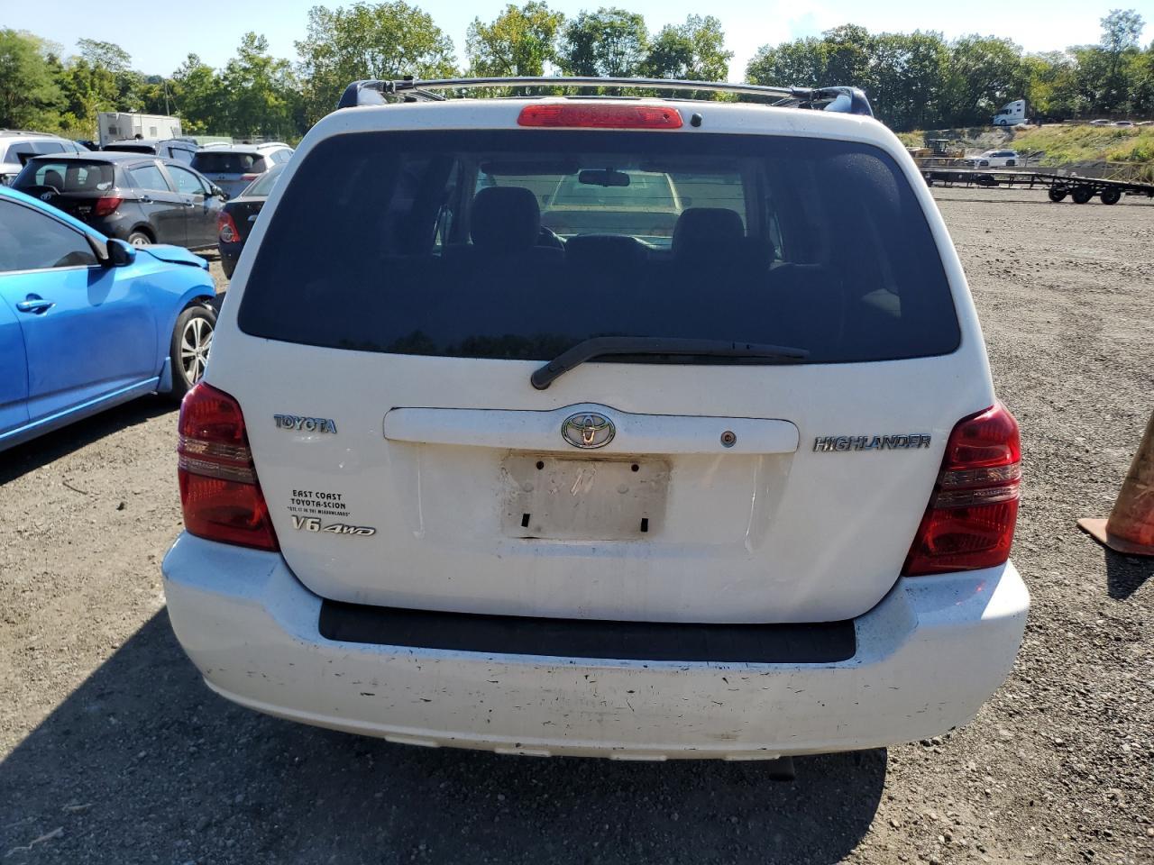 2003 TOYOTA HIGHLANDER
